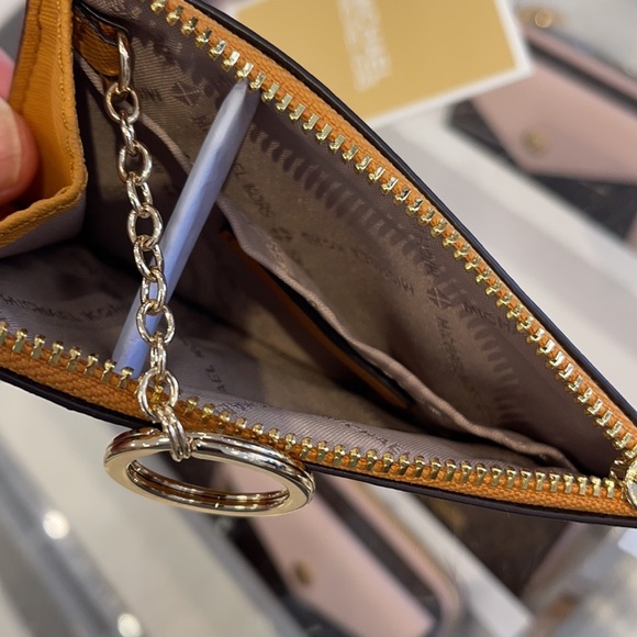 Michael Kors Jet Set Travel Small Leather Top Zip Coin Pouch With ID - Picture 13 of 16